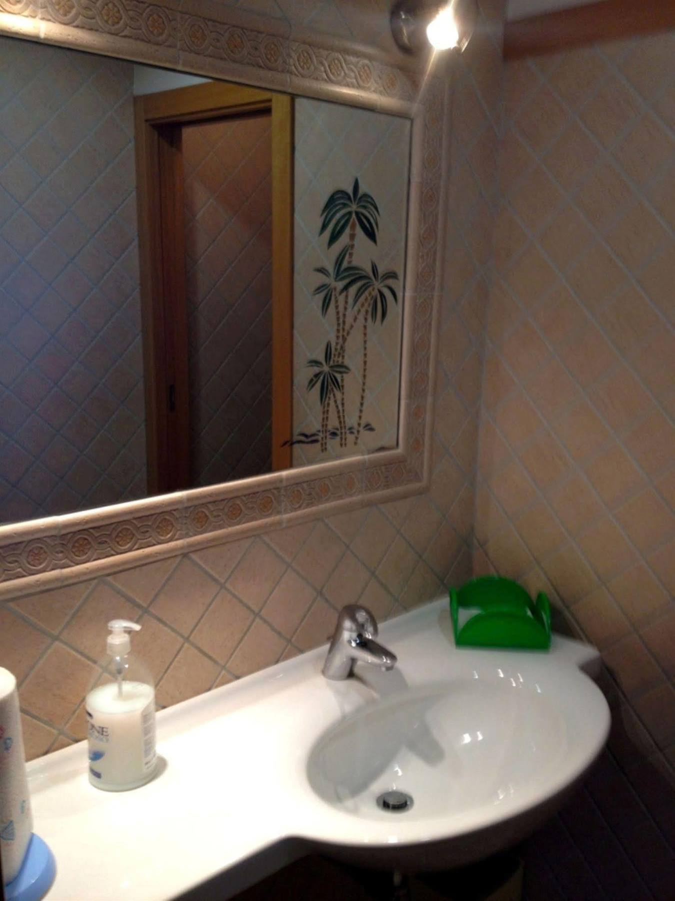 Hotel Holiday Пескара Екстер'єр фото